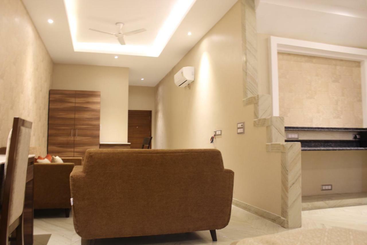 Royal Residence Iffco Chowk Gurgáon Exteriér fotografie